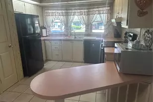 1708 Lilly Ln, The Villages, FL 32159 - Photo 14