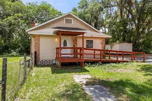 1921 NE 8th Rd, Ocala, FL 34470 - Photo 4