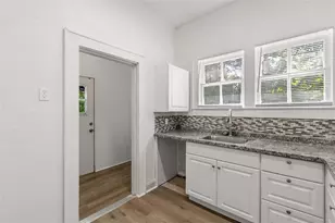 1921 NE 8th Rd, Ocala, FL 34470 - Photo 18