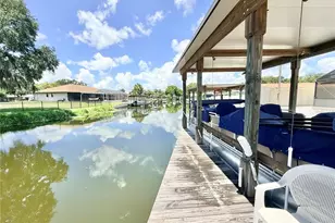 209 W Delaware St, Tavares, FL 32778 - Photo 48