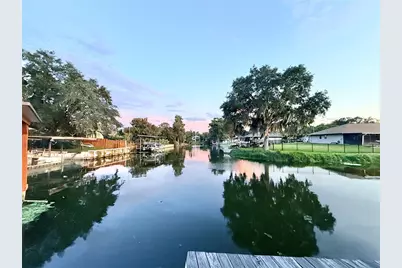 209 W Delaware Street, Tavares, FL 32778 - Photo 2
