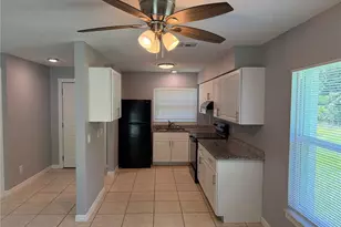 712 Parkwood Ave, Groveland, FL 34736 - Photo 6