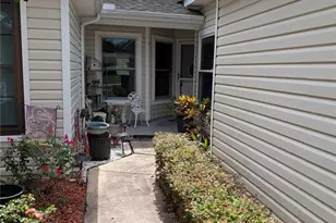 136 Baytree Blvd, Tavares, FL 32778 - Photo 2
