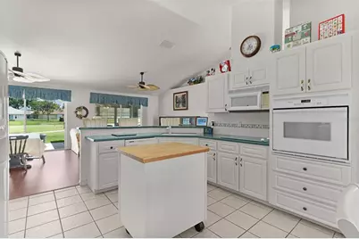 11719 SE 176th Place Road, Summerfield, FL 34491 - Photo 16