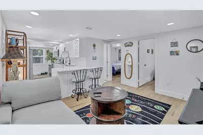 5000 43rd Avenue N, Saint Petersburg, FL 33709 - Photo 10