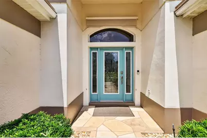 522 Loma Paseo Drive, The Villages, FL 32159 - Photo 4