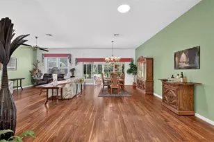 542 Loma Paseo Dr, The Villages, FL 32159 - Photo 16
