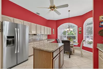 542 Loma Paseo Drive, The Villages, FL 32159 - Photo 12