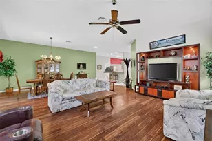 542 Loma Paseo Dr, The Villages, FL 32159 - Photo 18