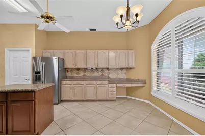 542 Loma Paseo Drive, The Villages, FL 32159 - Photo 10