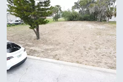 209 W Badger Avenue, Eustis, FL 32726 - Photo 4