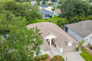 25243 River Crest Dr, Leesburg, FL 34748 - Photo 2
