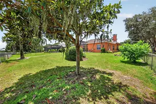 29742 Squirrel Point Rd, Tavares, FL 32778 - Photo 50