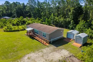 23400 Panther Rd, Astor, FL 32102 - Photo 4