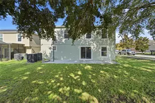 516 Cadiz Dr, Groveland, FL 34736 - Photo 40