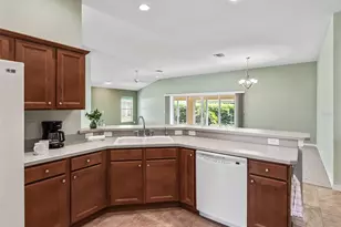 2215 Triggerfish Run, The Villages, FL 32162 - Photo 10