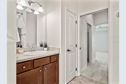 2215 Triggerfish Run, The Villages, FL 32162 - Photo 24