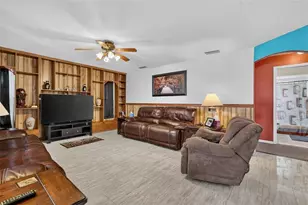 9800 Crenshaw Cir, Clermont, FL 34711 - Photo 16