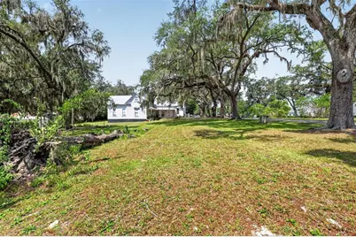 112 W McClendon Street, Lady Lake, FL 32159 - Photo 6