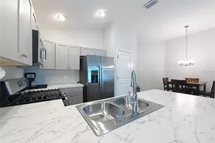 6966 Lisa Ln, The Villages, FL 34762 - Photo 8