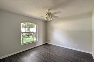 1306 Windy Bluff Dr, Minneola, FL 34715 - Photo 18
