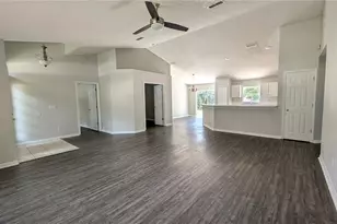 1306 Windy Bluff Dr, Minneola, FL 34715 - Photo 6