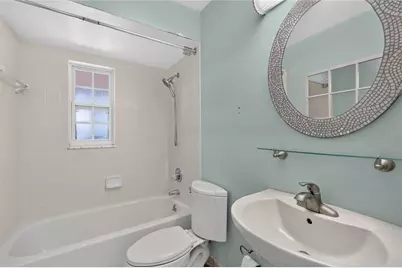 302 E Mirror Lake Drive, Fruitland Park, FL 34731 - Photo 18