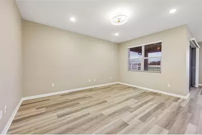 31719 Broadwater Avenue, Leesburg, FL 34748 - Photo 6