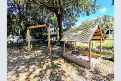 1240 Cr 463, Lake Panasoffkee, FL 33538 - Photo 24