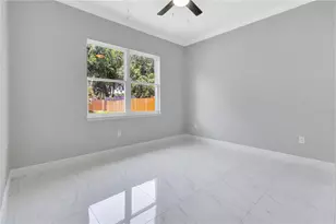 319 Water Shr Dr, Leesburg, FL 34748 - Photo 22