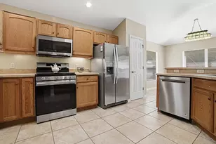 7379 SE 173rd Arlington Loop, The Villages, FL 32162 - Photo 10