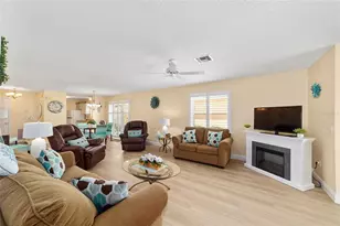 911 Medira Dr, Lady Lake, FL 32159 - Photo 10