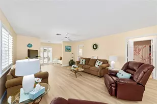 911 Medira Dr, Lady Lake, FL 32159 - Photo 8