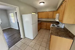 460 Mt Vernon Ct, Eustis, FL 32726 - Photo 4