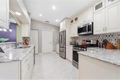 842 Old Oaks Lane, Leesburg, FL 34748 - Photo 12