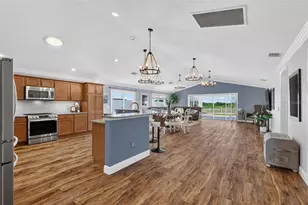 562 Avecilla Dr, The Villages, FL 32162 - Photo 16