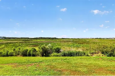 562 Avecilla Drive, The Villages, FL 32162 - Photo 2