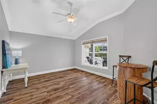 562 Avecilla Dr, The Villages, FL 32162 - Photo 28