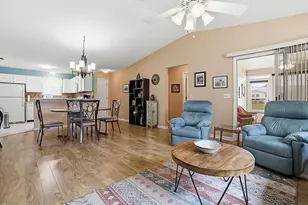 1070 Berkshire Pl, The Villages, FL 32162 - Photo 14