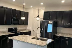 1010 Atlantic Ave, Fruitland Park, FL 34731 - Photo 6