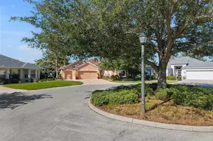 2252 Central St, The Villages, FL 32162 - Photo 2