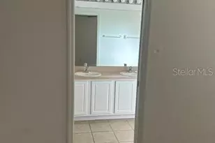 3715 Meadow Green Dr, Tavares, FL 32778 - Photo 4