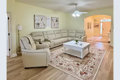 646 Murphys Estate Drive, The Villages, FL 32162 - Photo 4