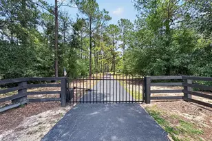 22625 Lake Seneca Rd, Eustis, FL 32736 - Photo 4