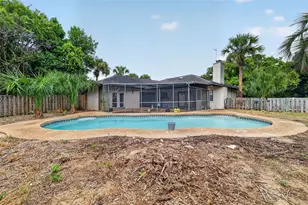 2085 Sussex Dr, Mount Dora, FL 32757 - Photo 42