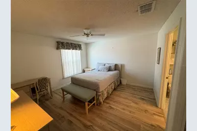616 Enconto Street, Lady Lake, FL 32159 - Photo 10