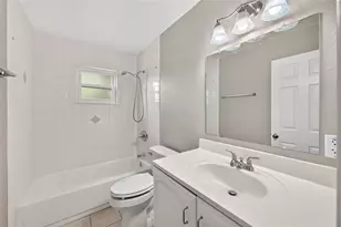610 W Maud St, Tavares, FL 32778 - Photo 26