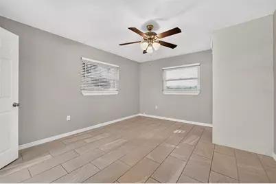 610 W Maud Street, Tavares, FL 32778 - Photo 14