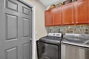 36809 Meridian Cir, Grand Island, FL 32735 - Photo 28