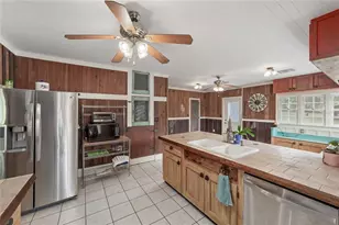 1905 Myrtle Lake Ave, Fruitland Park, FL 34731 - Photo 6